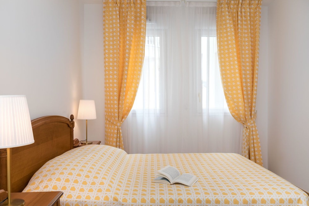 Villa Medicis Puteaux 15/50
