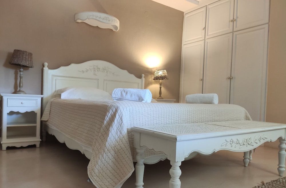 Porto Koundouros Villas 12/50