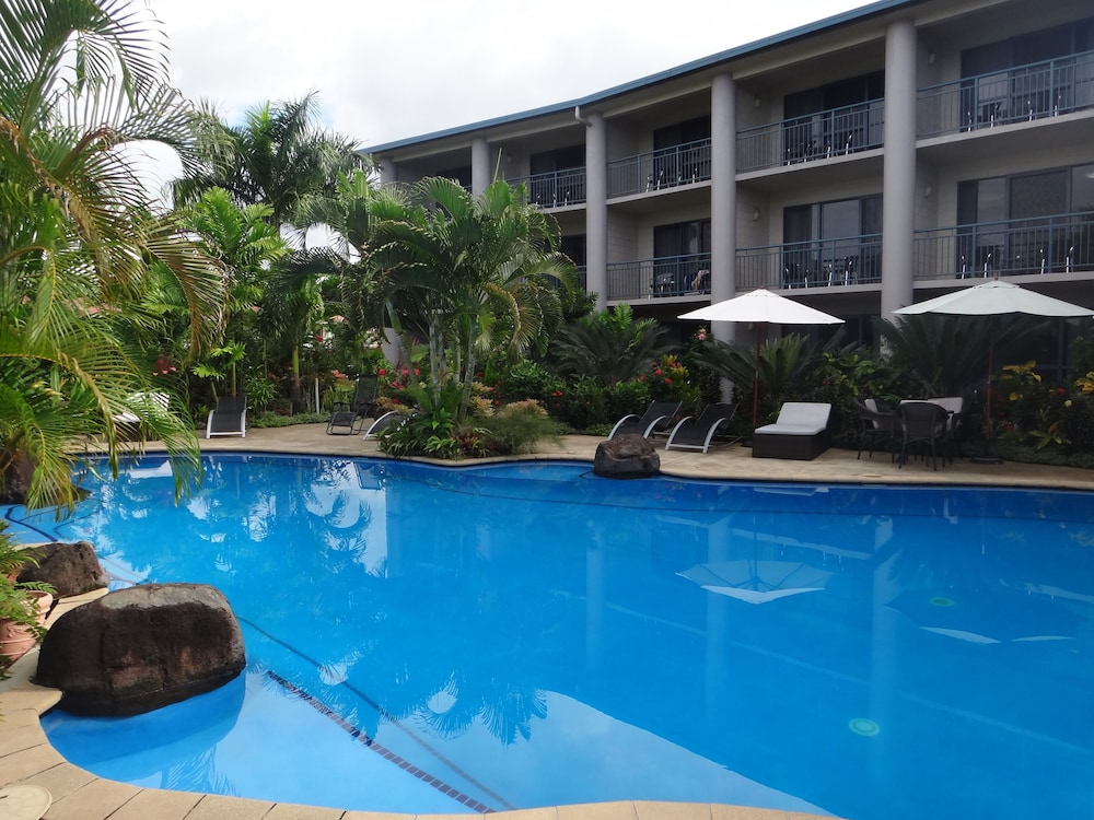 Amanaki Hotel 5/35