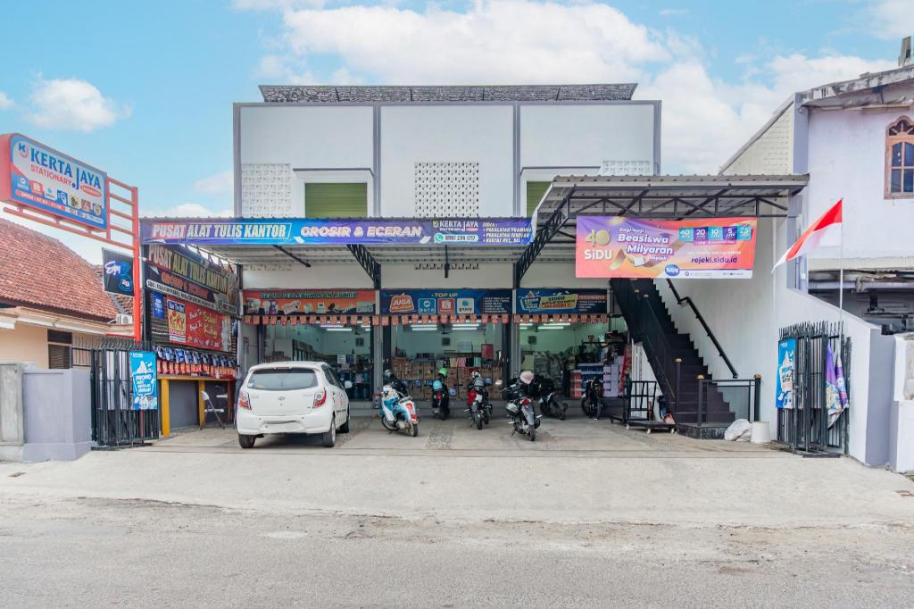 Hotel O Penginapan Kertajaya Syariah 17/18