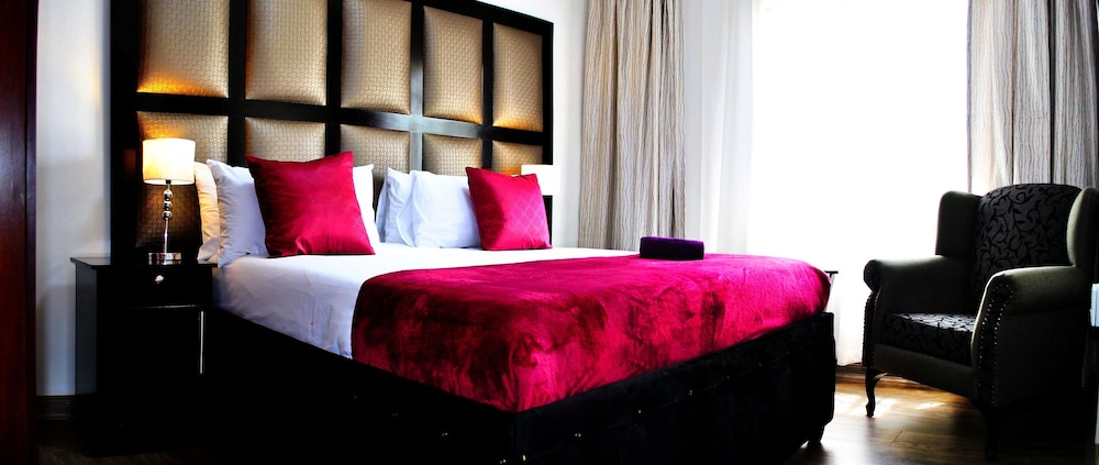 Lapologa Bed And Breakfast 16/34