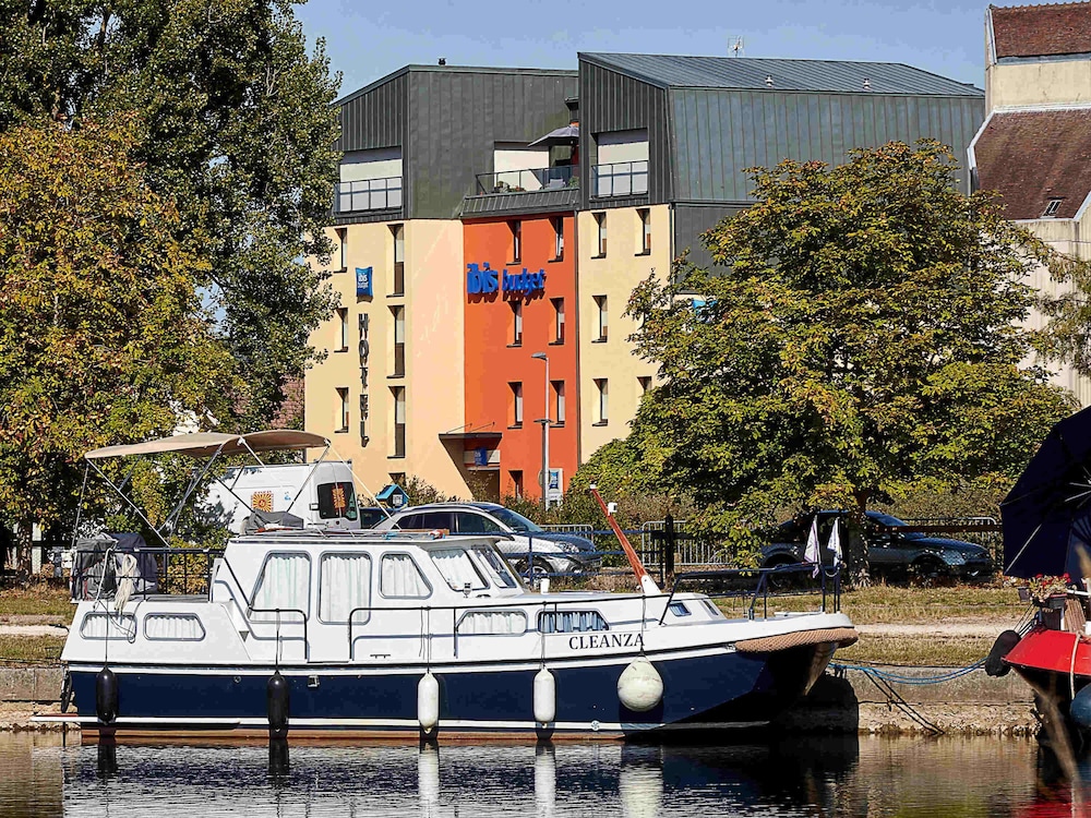Ibis Budget Auxerre Centre 3/28