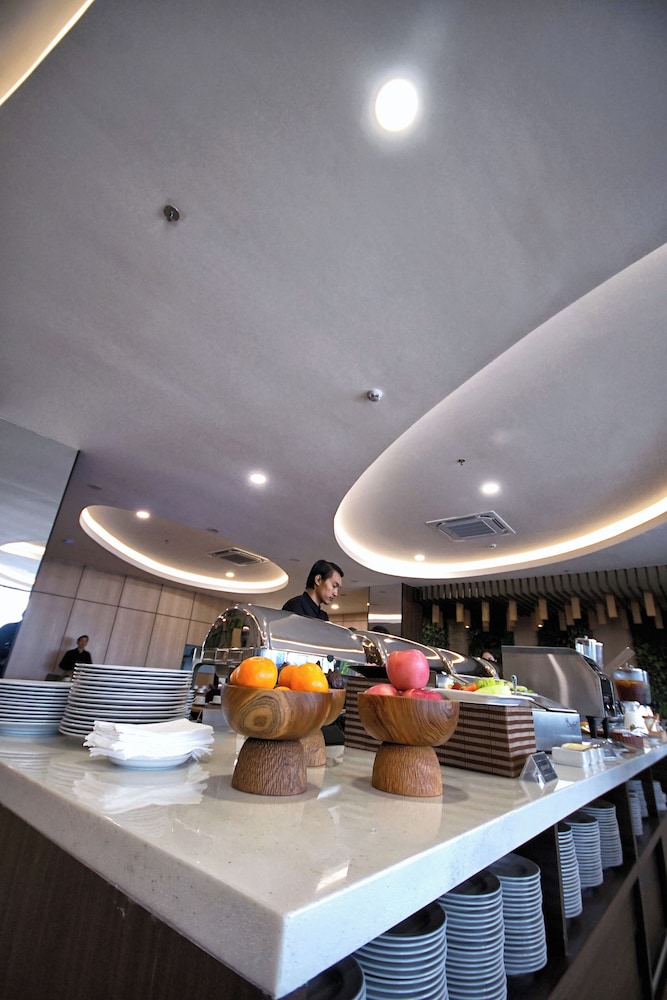 Permata Hijau Hotel 5/50