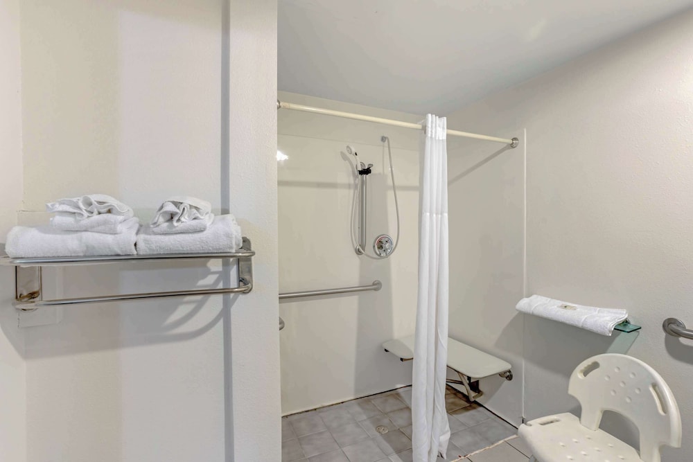 Quality Inn Enola - Harrisburg 60/60