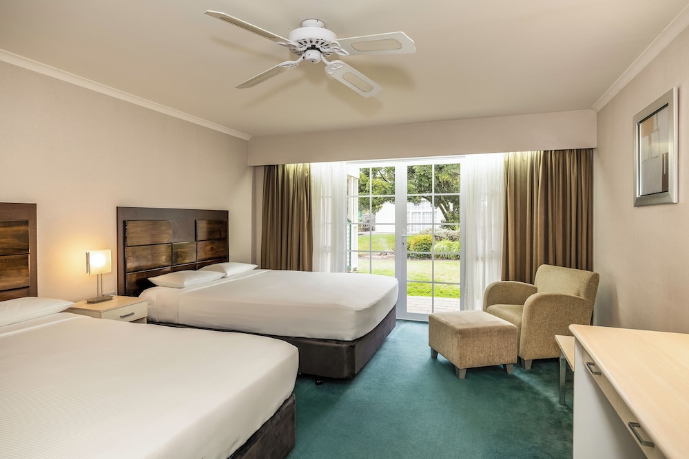 Huka, Standard, 2 Double Beds