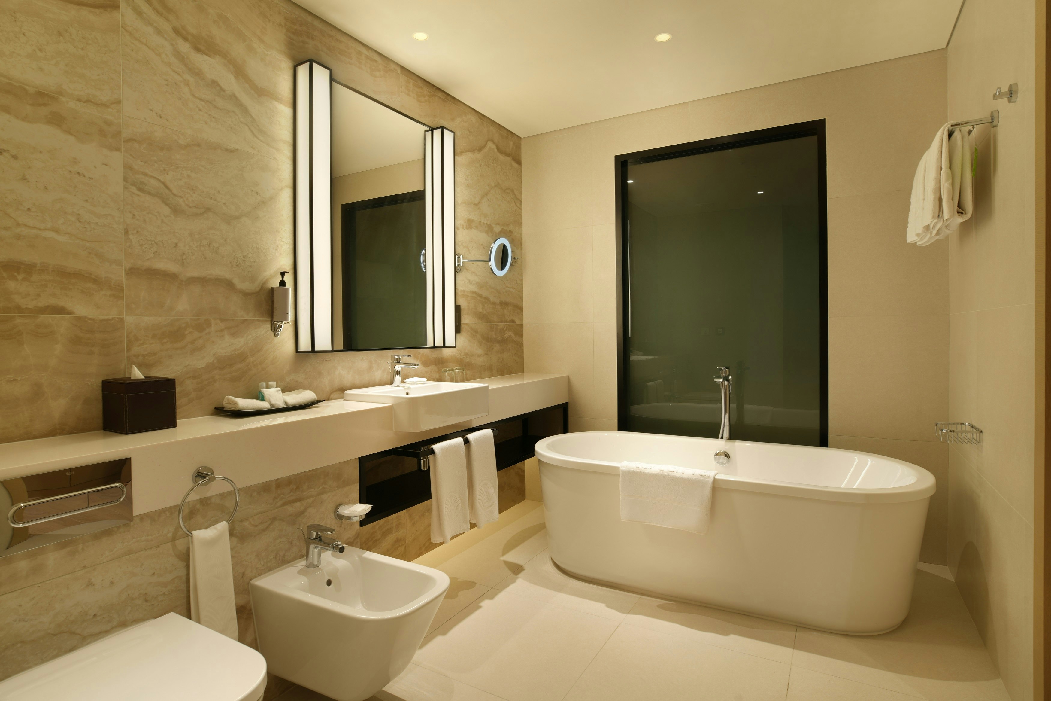 Al Ain Rotana Hotel 49/50