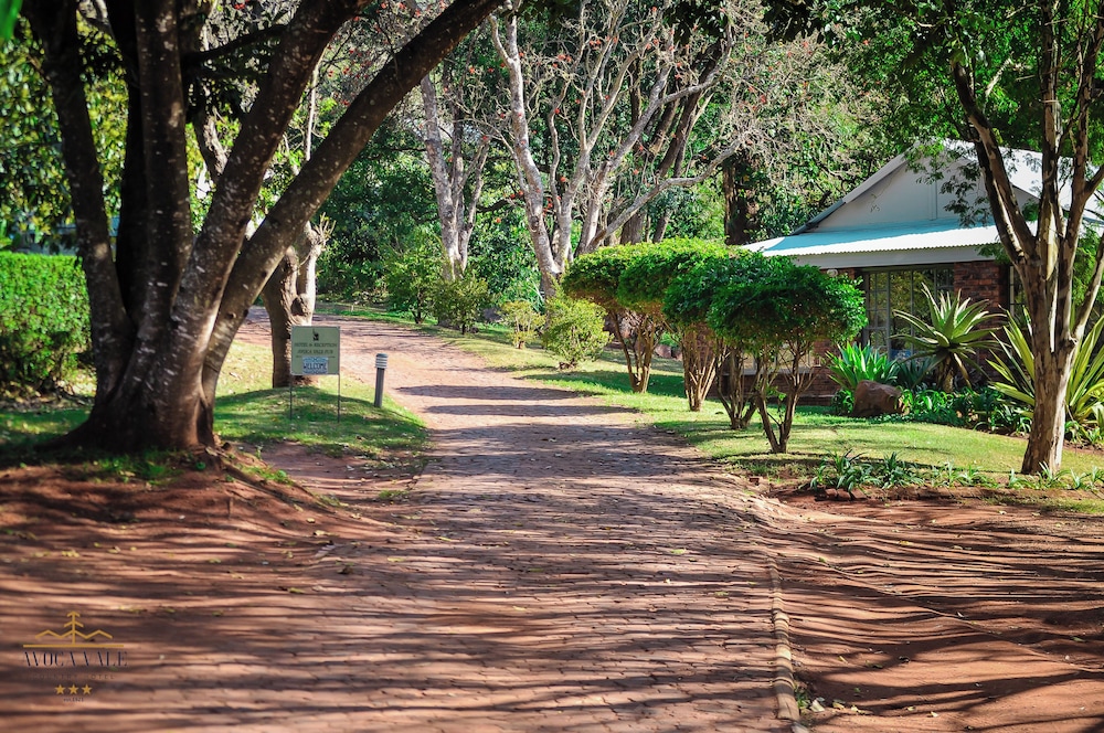 Avoca Vale Country Hotel 40/50