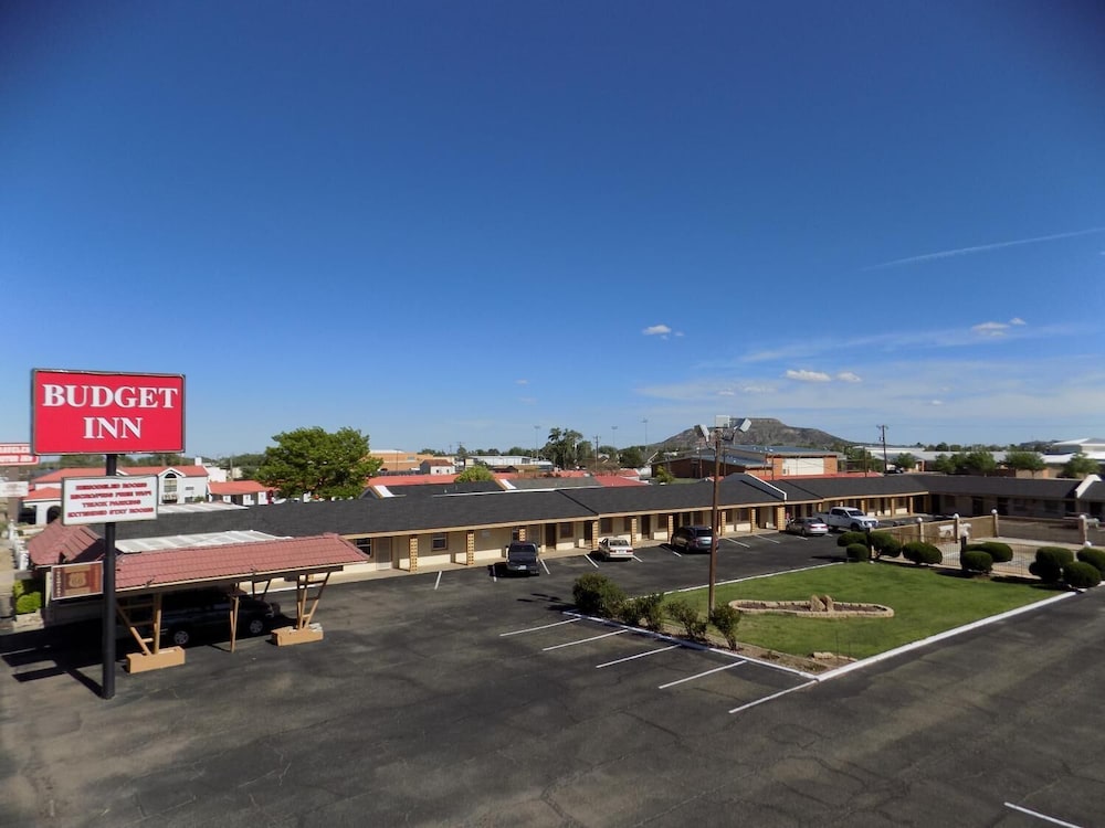 Budget Inn 5/25