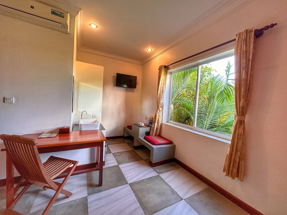 Villa Um Theara 45/57