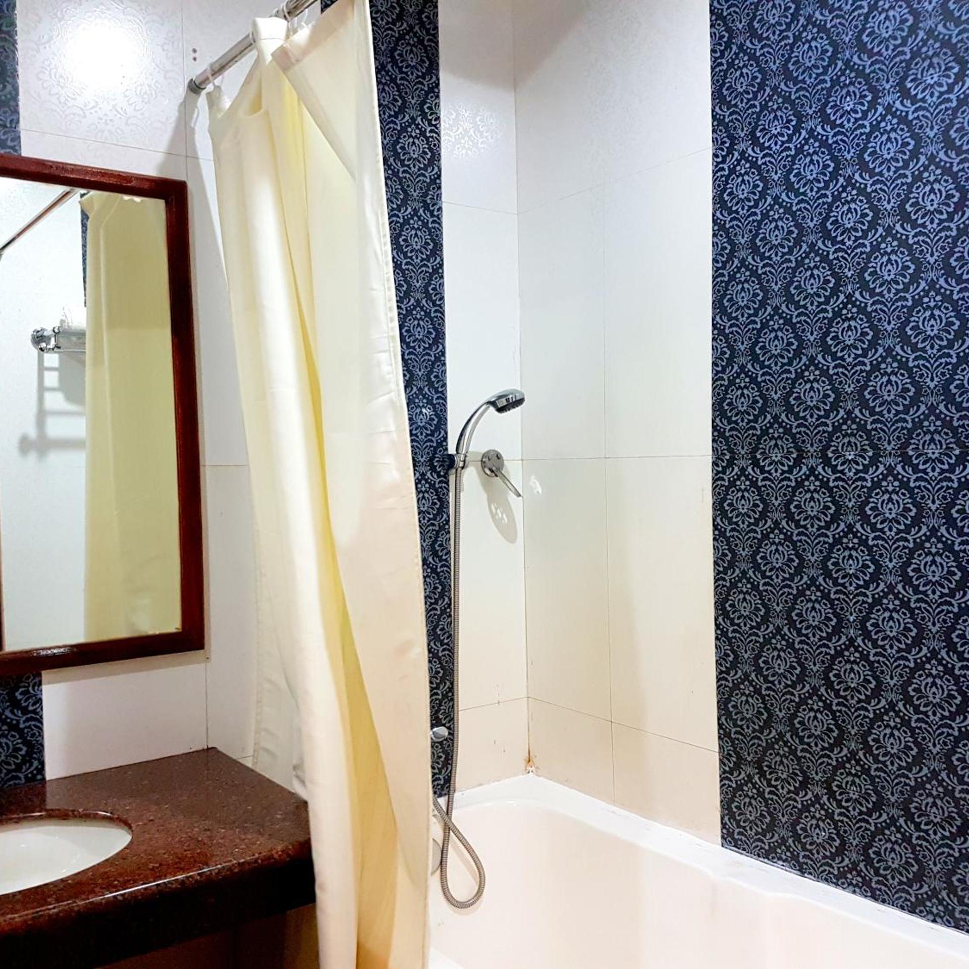 Oyo Premium Nayapalli Irc Village 72/72