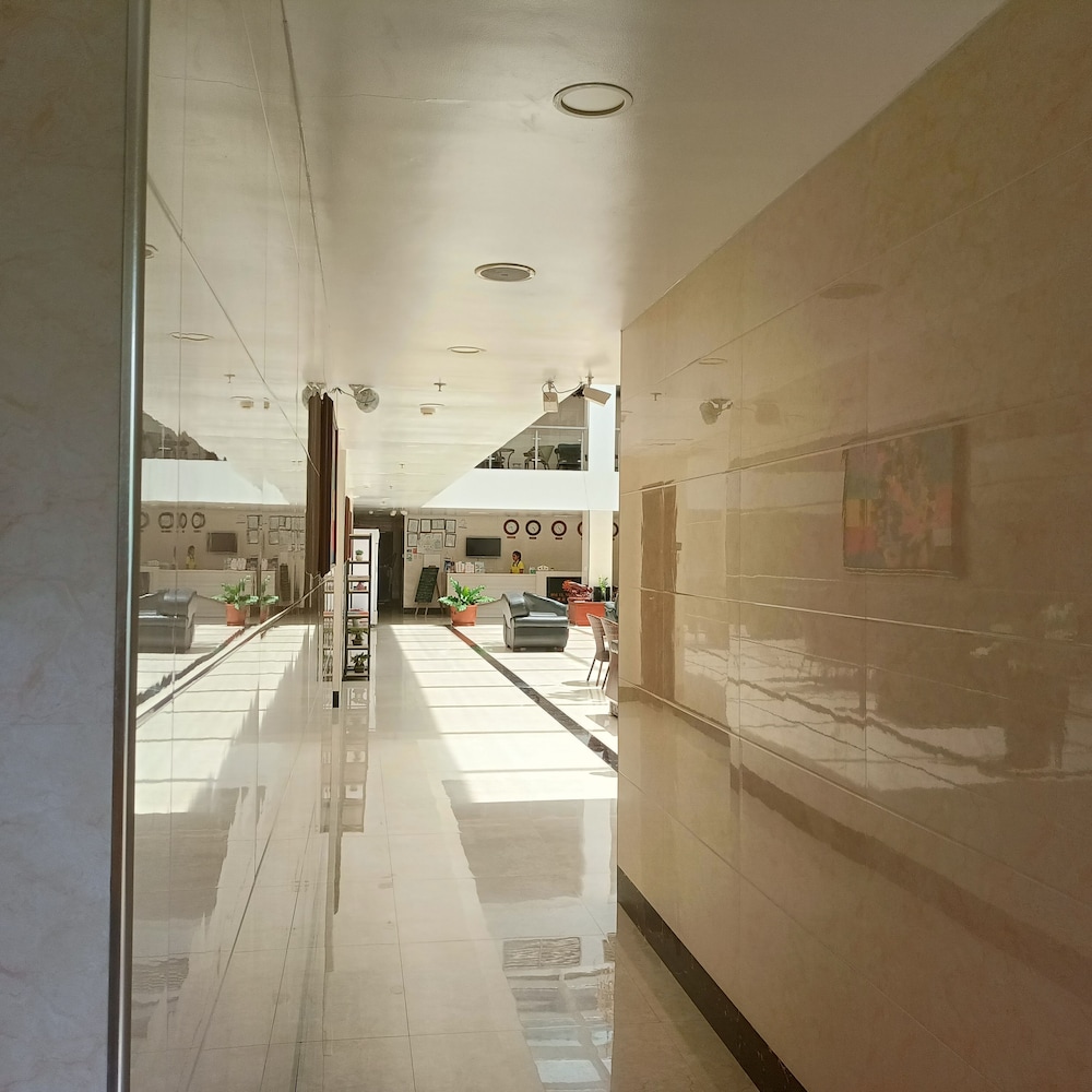 One El Nido Suite 52/96