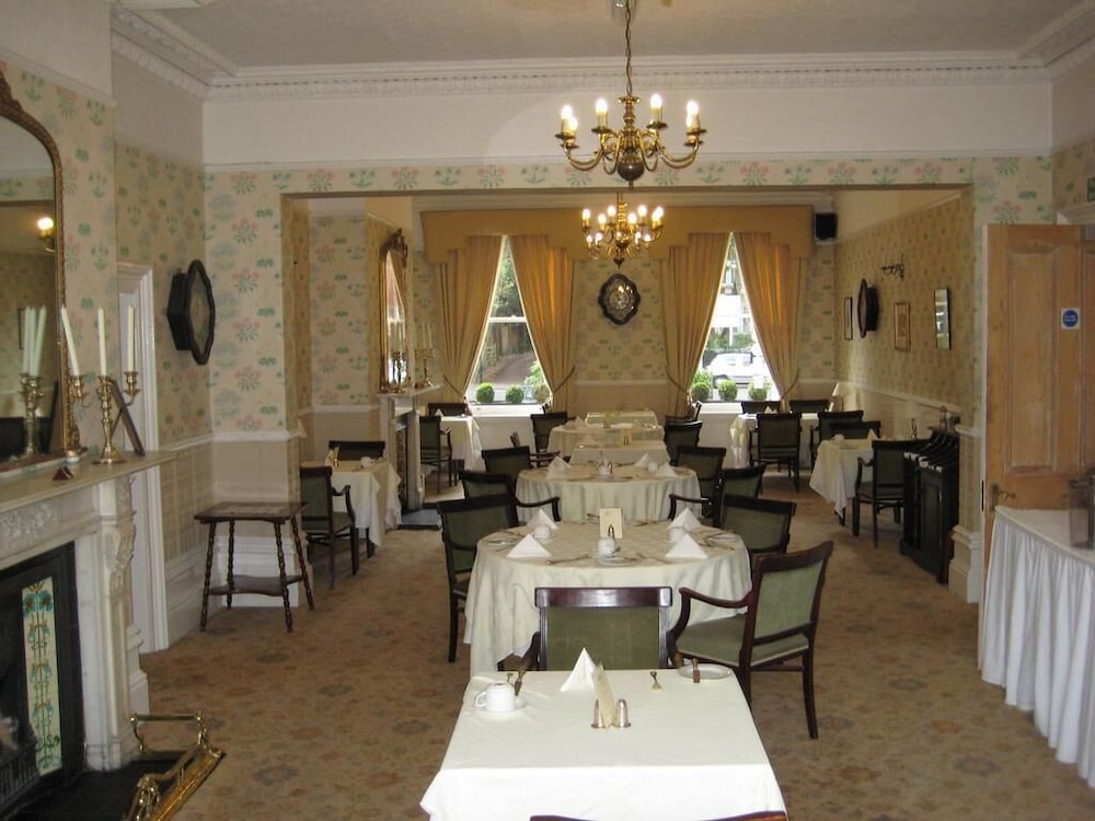 The Ebury Hotel 30/46