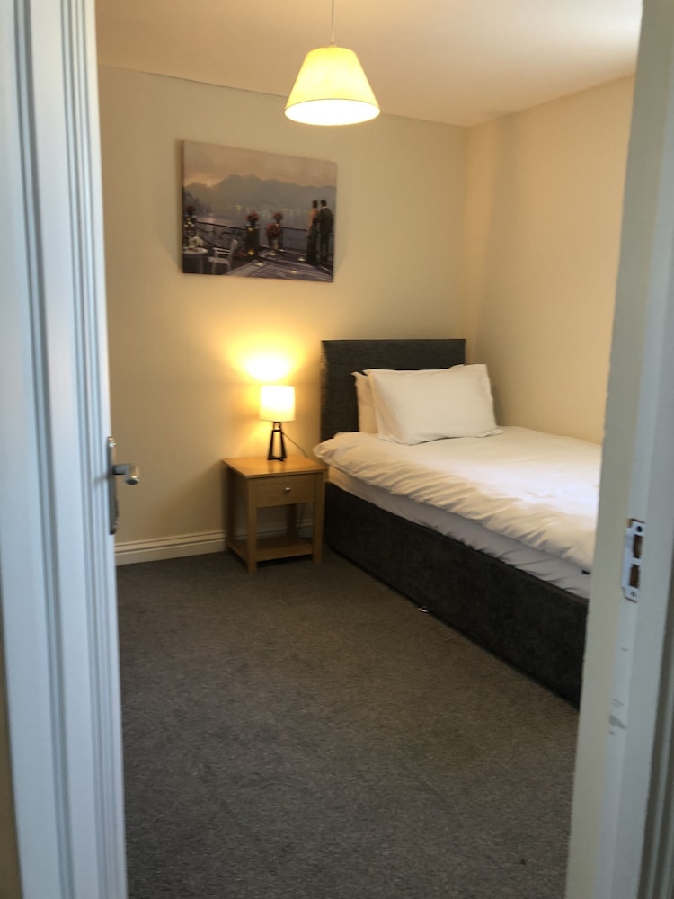 The Millcroft Hotel 5/50