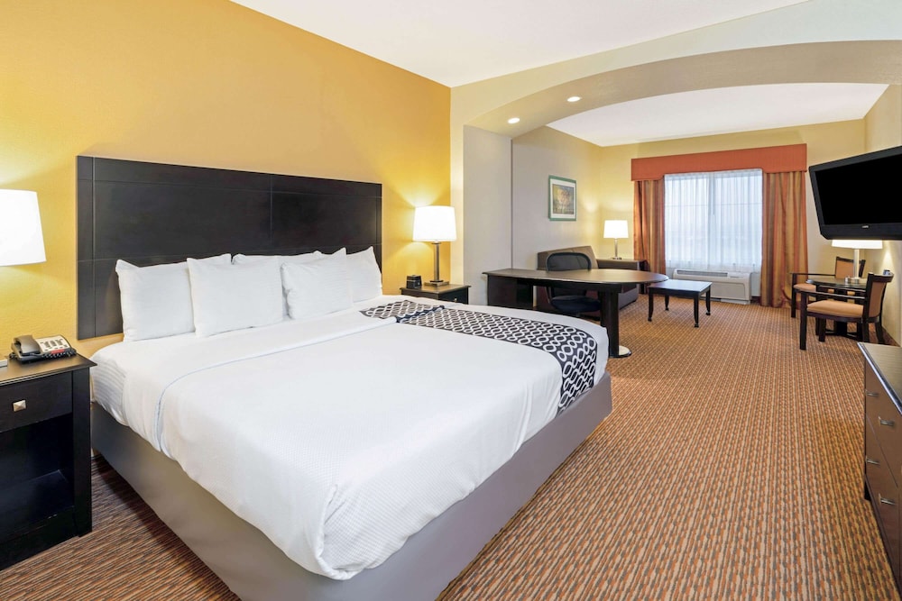 La Quinta Inn & Suites by Wyndham Stillwater-University Area 9/41