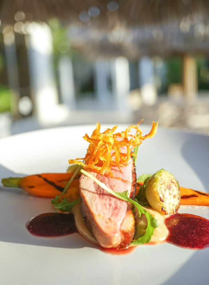 The Meridian Club on Pine Cay 38/48