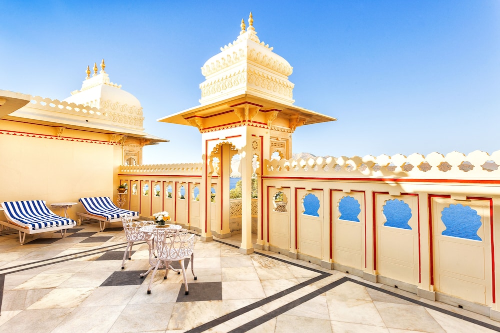 Shiv Niwas Palace 62/71