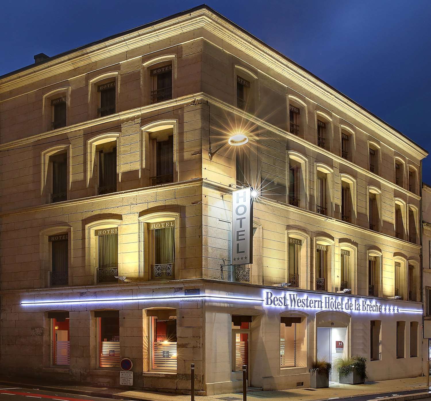 Best Western Hotel De La Breche 3/52