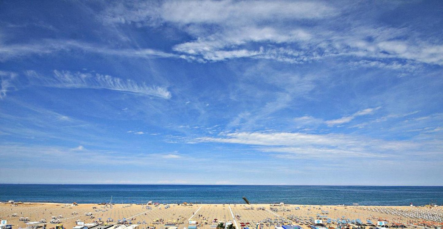Hotel Cristallo Rimini 35/43
