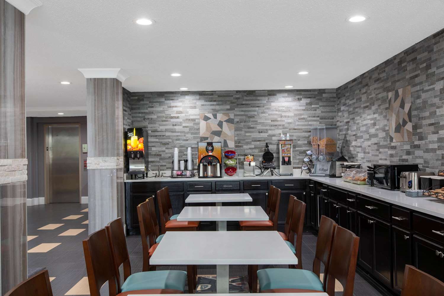 Microtel Inn And Suites Augusta 15/26