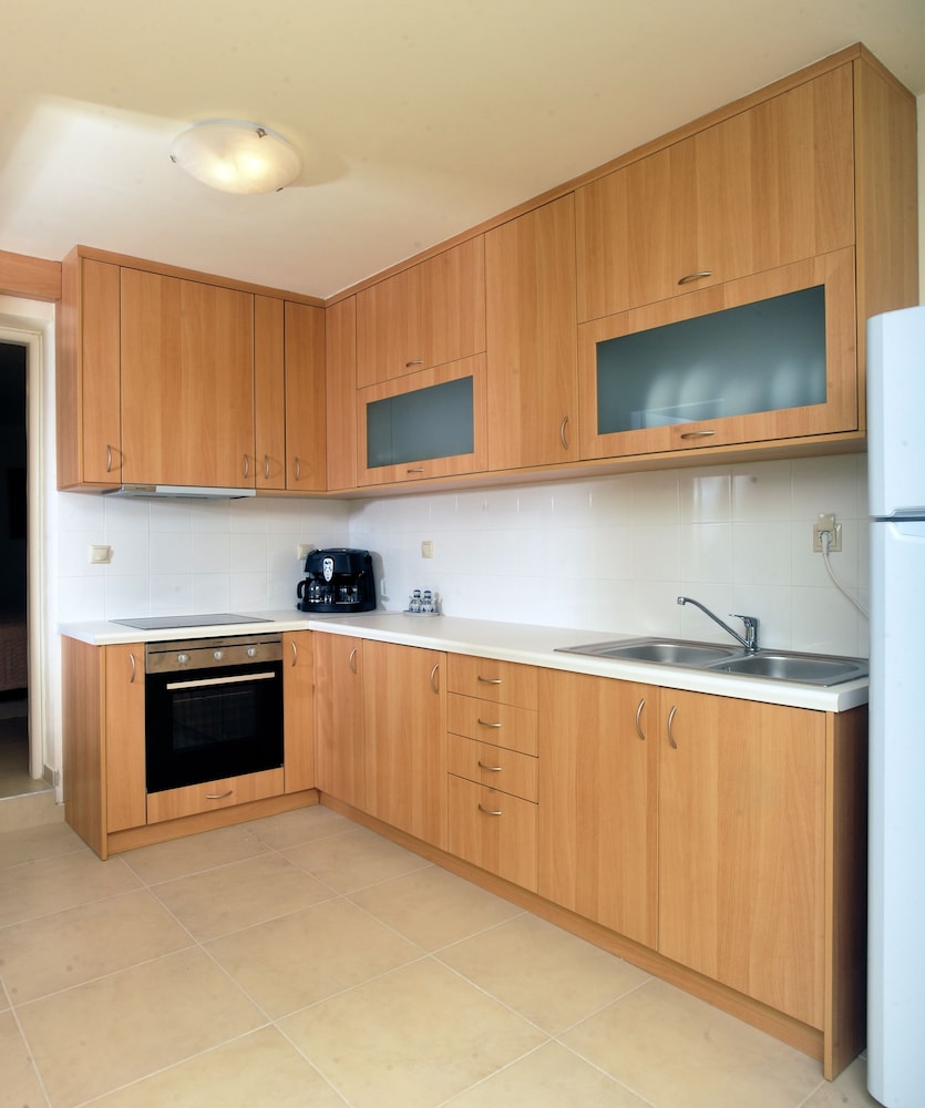 Villa Athena 6/77