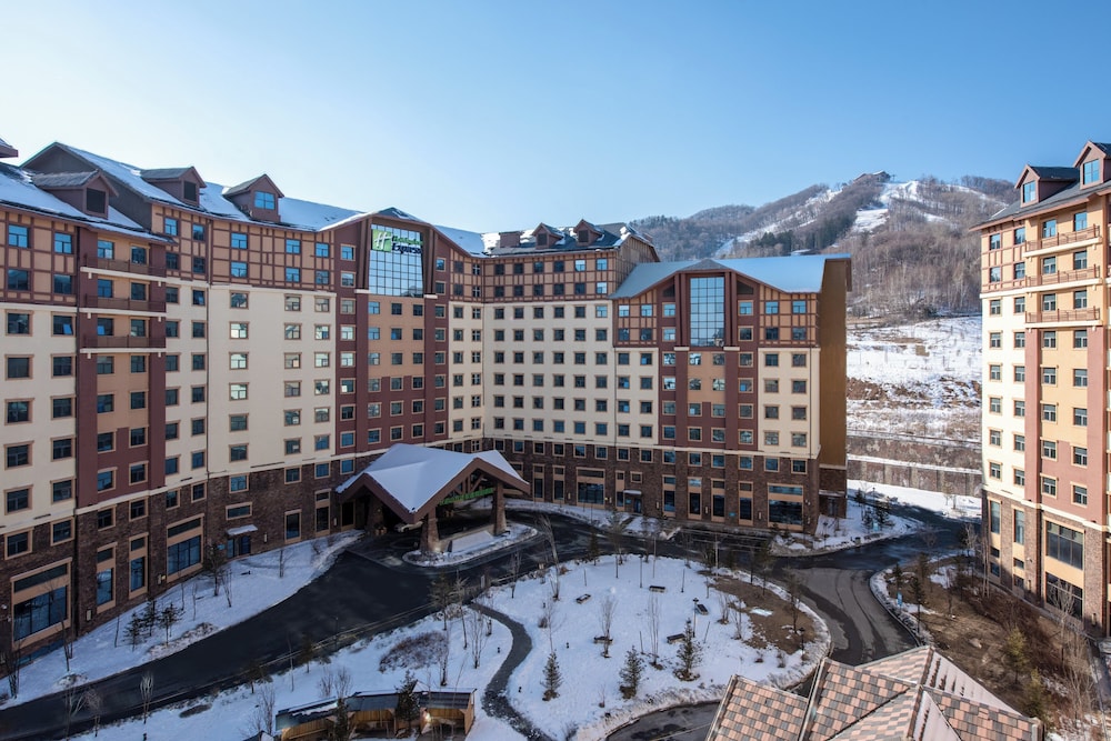 HOLIDAY INN EXPRESS CHANGBAISHAN 20/49