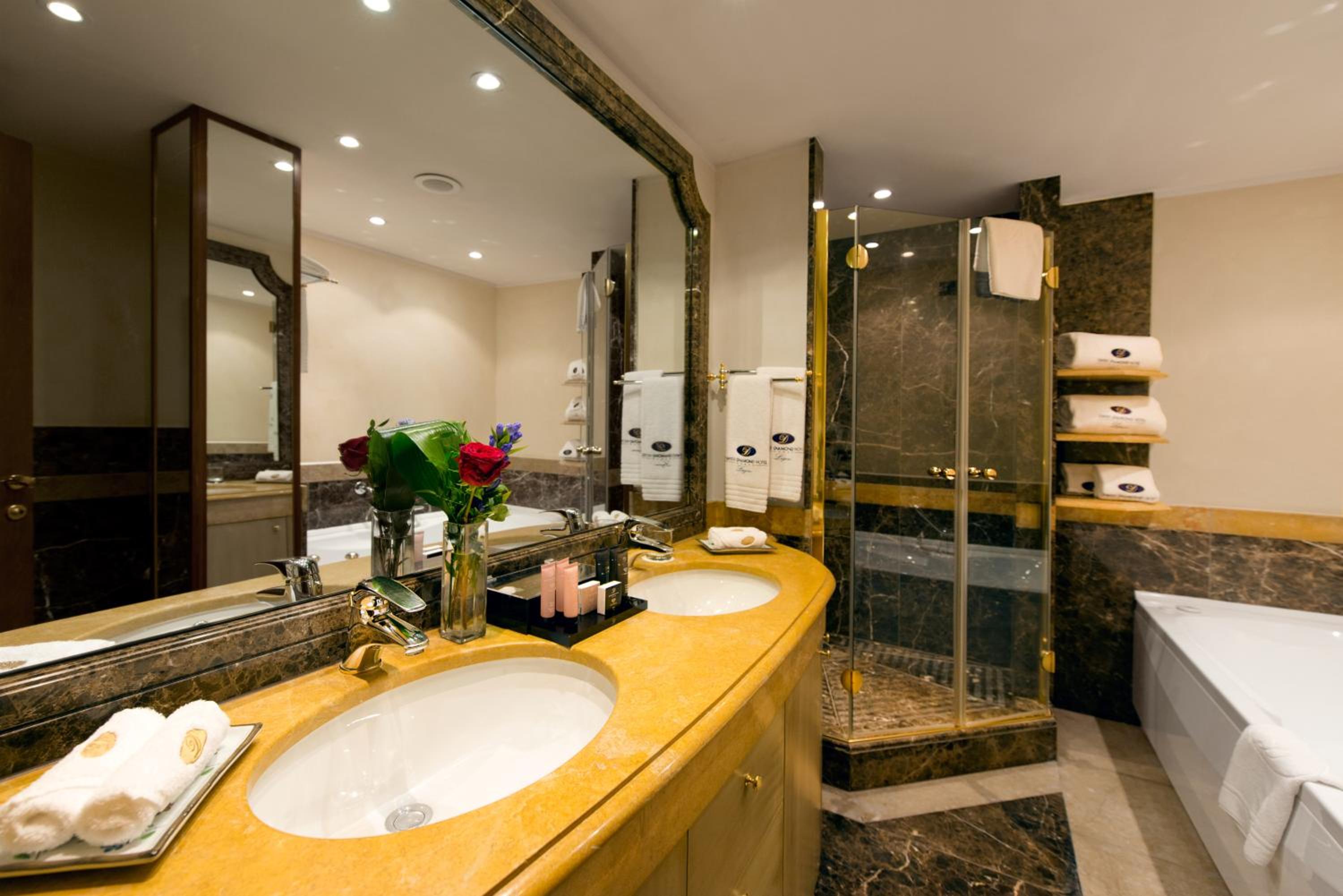 جناح رئاسي بإطلالة على البحيرة، Swiss Diamond Hotel Lugano 7/8