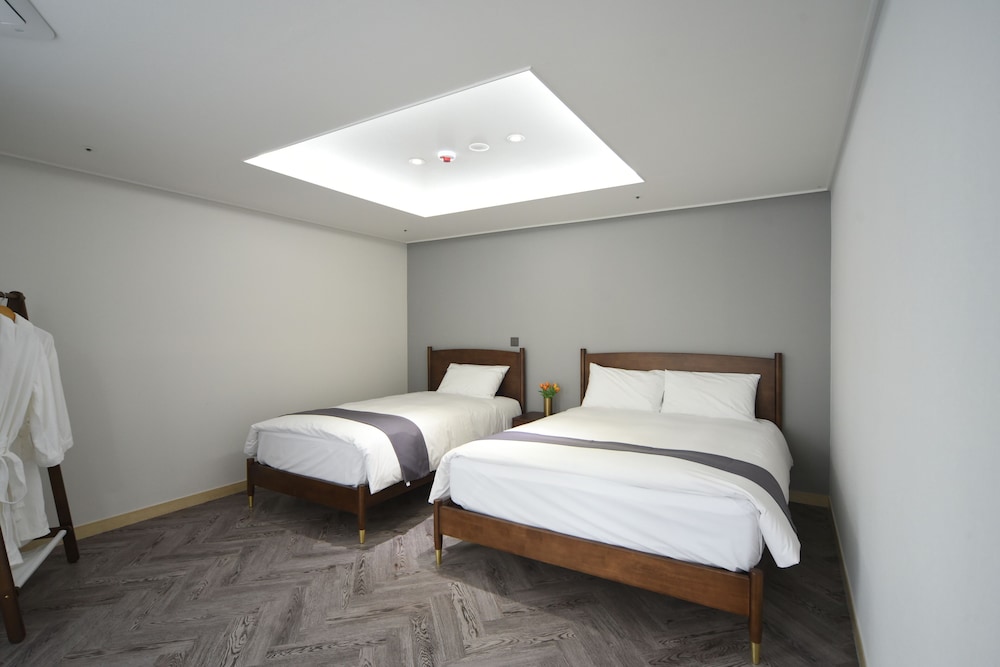 Haeundae Central Hotel 12/32