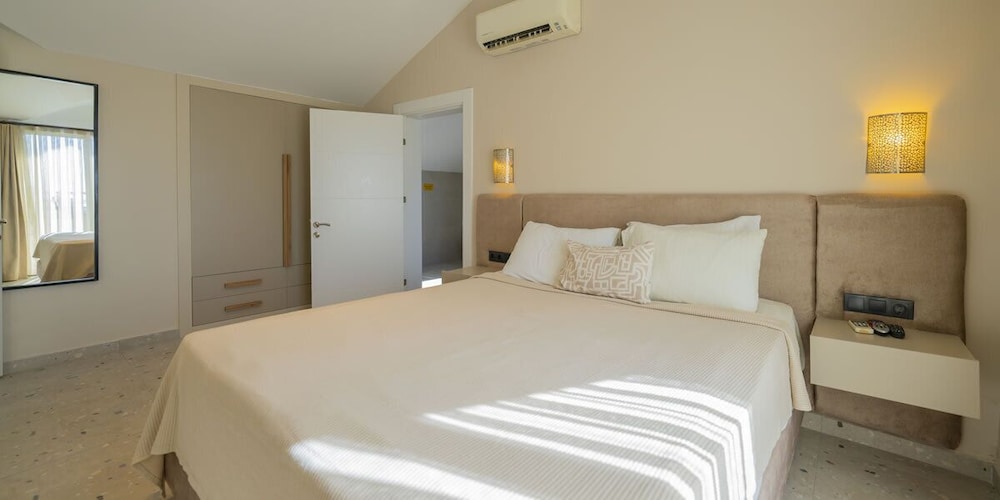 Mozaik Swim Up Hotel and Apartments 10/50