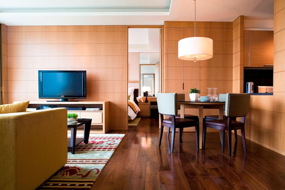 Yeouido Park Centre Seoul Marriott Executive Apartments 28/34