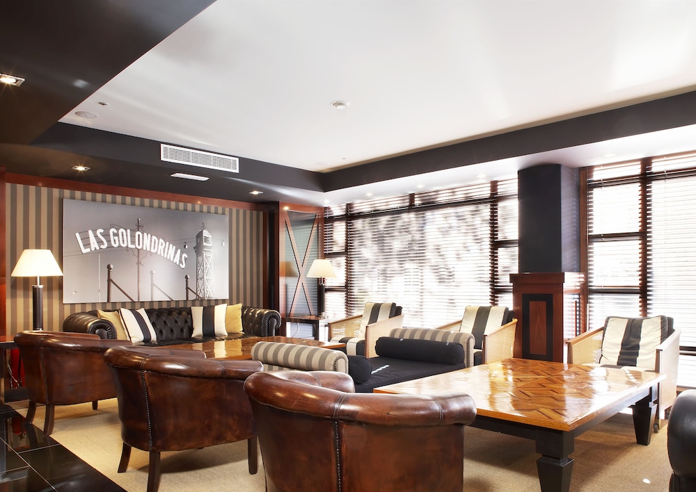 U232 Hotel 61/66