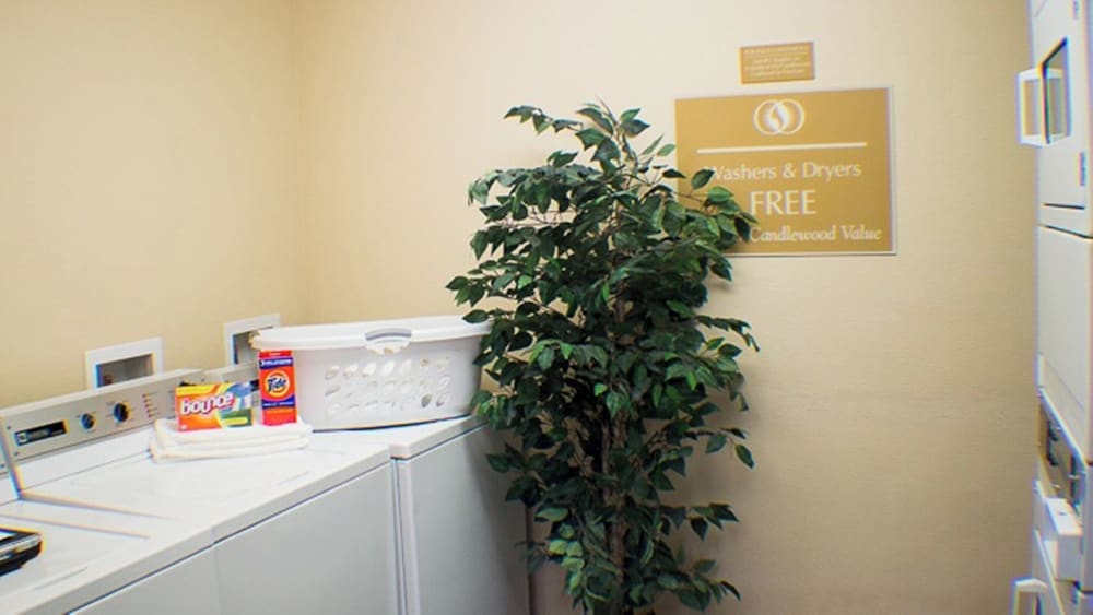 Candlewood Suites Jacksonville 64/72