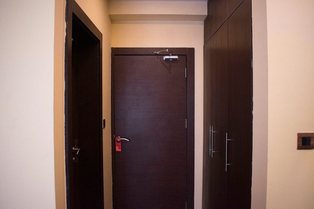 Atlantic Hotel And Suites 55/83