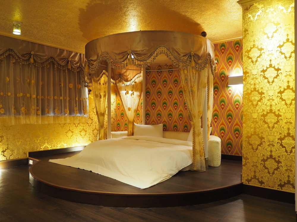 Day-Chen Hotel 23/47
