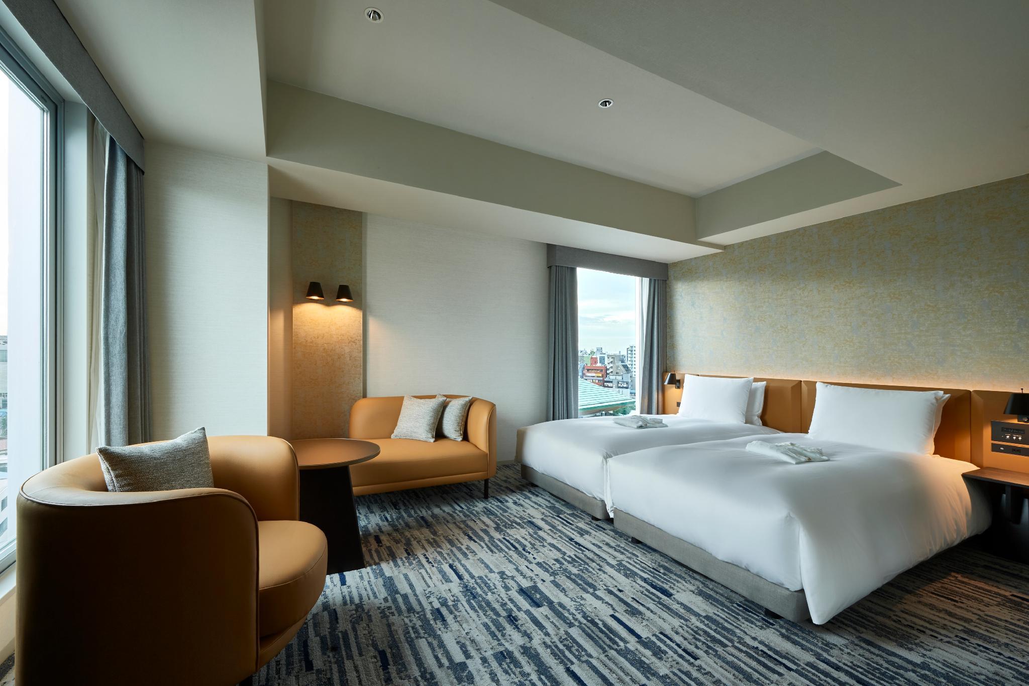 Hollywood, Superior, Twin Beds