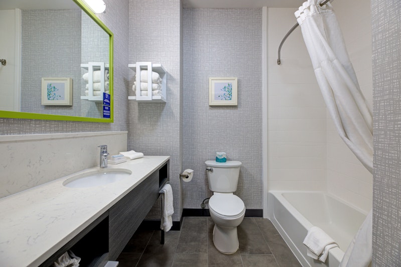 Hampton Inn Suites Nacogdoches 46/46
