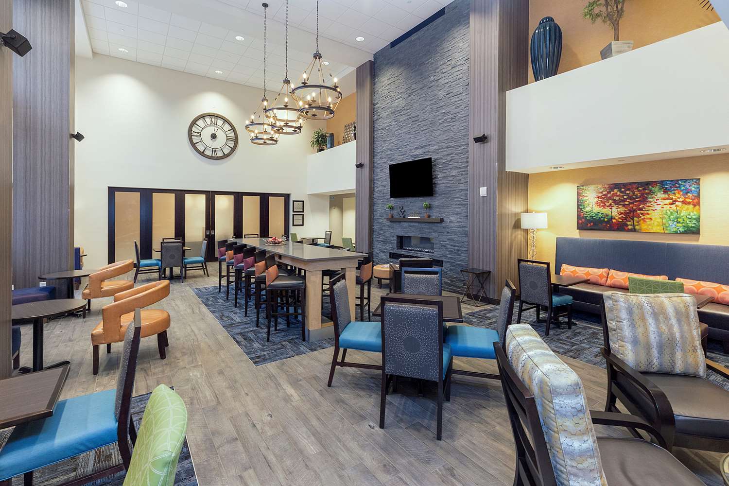 restaurant cafeteria