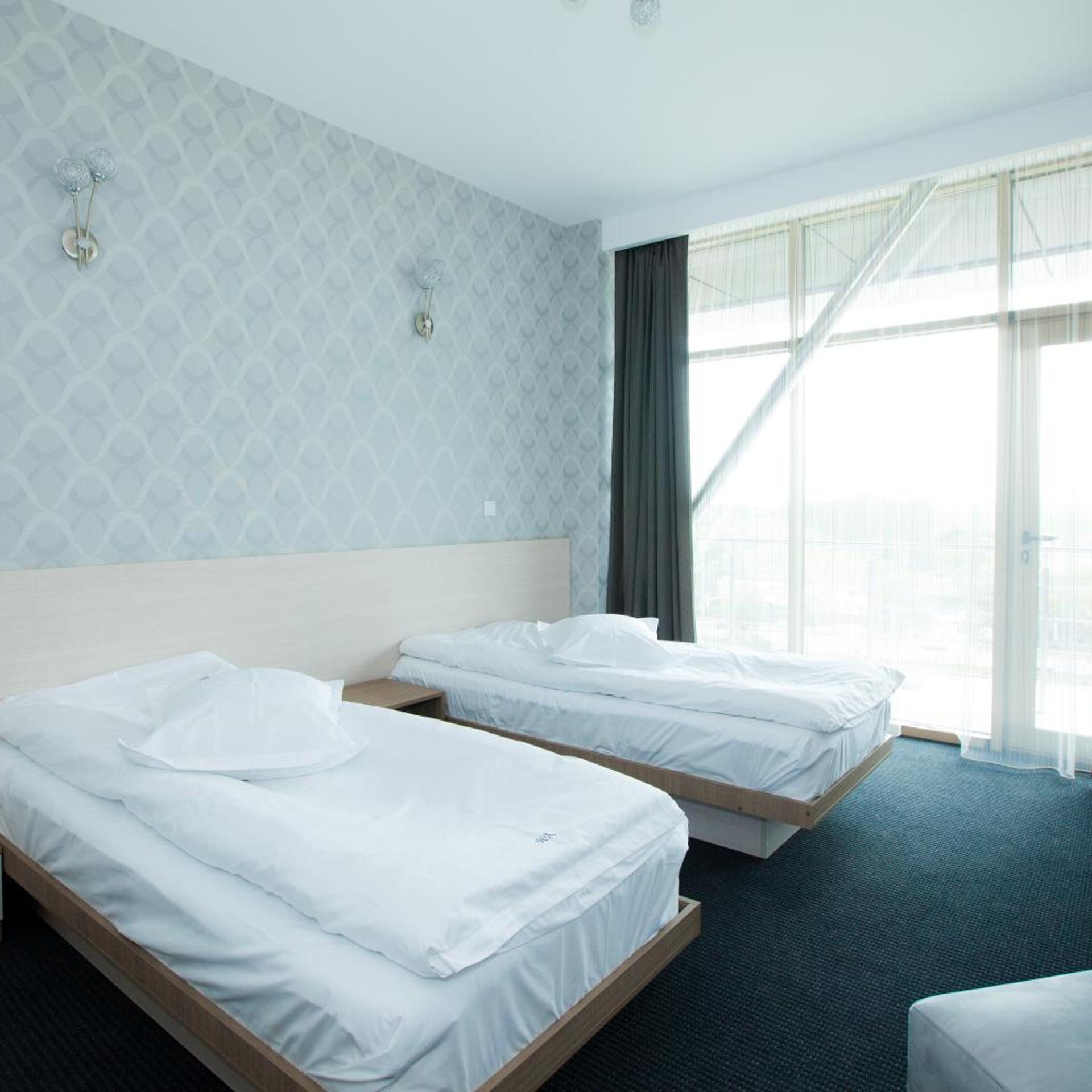 Albert Hotel 18/53