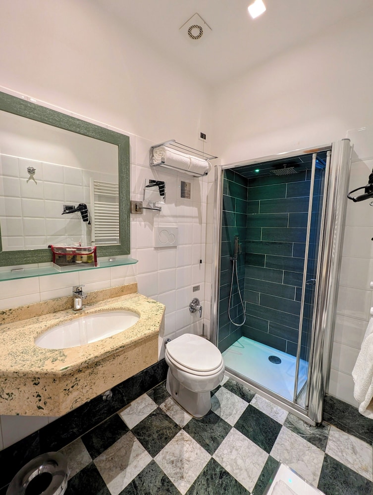 Relais Forus Inn 76/77