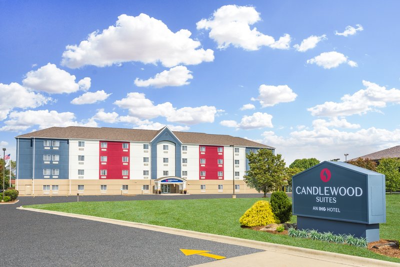 Candlewood Suites O Fallon 22/23