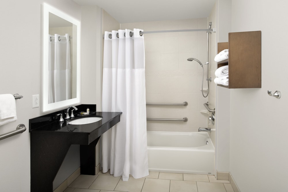 STAYBRIDGE SUITES COLUMBIA 21/78