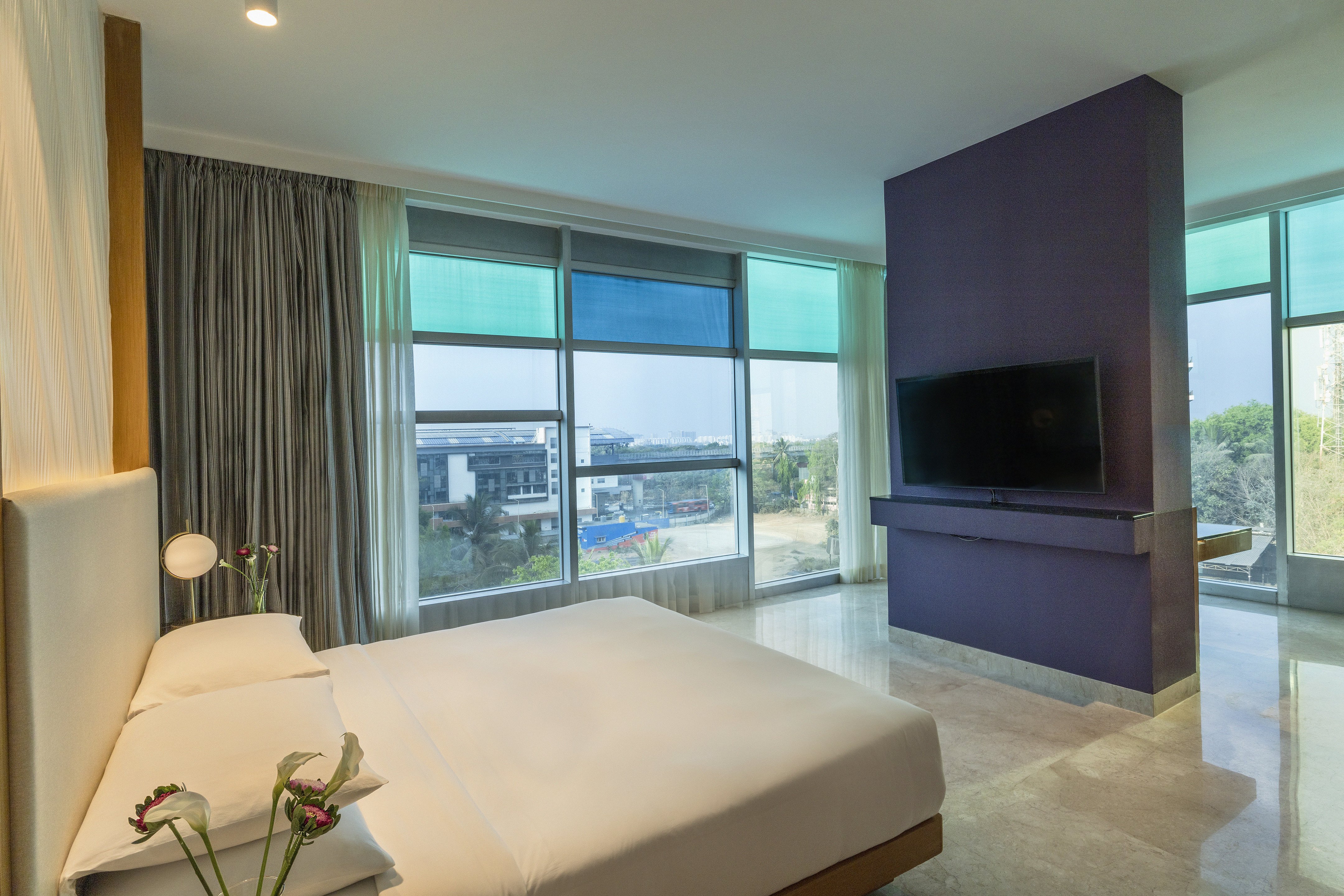 Vivanta Bengaluru Whitefield 33/82