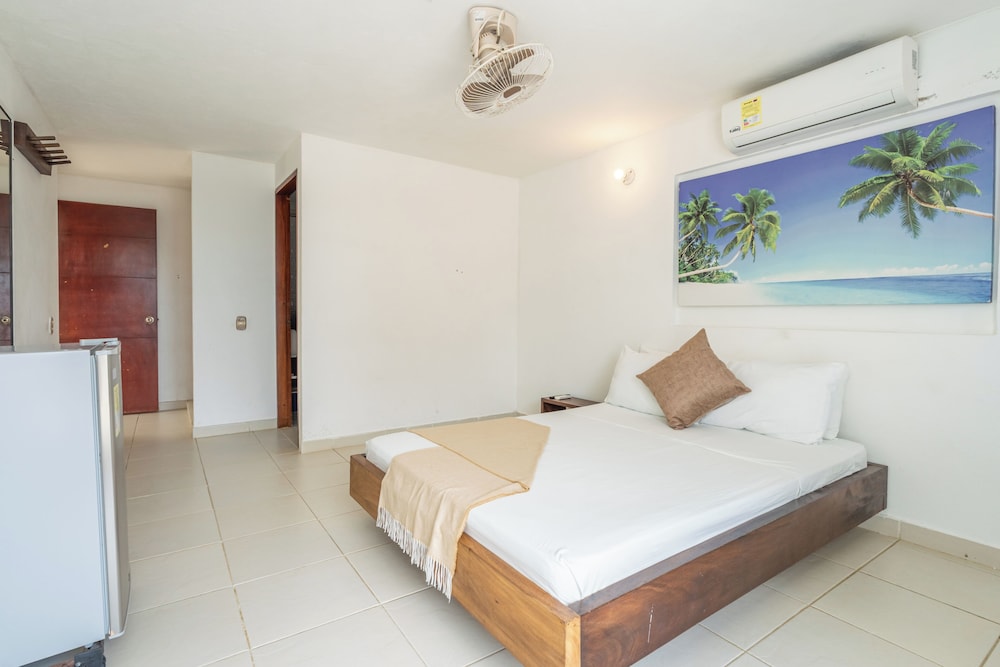 Hotel La Fragata 10/50