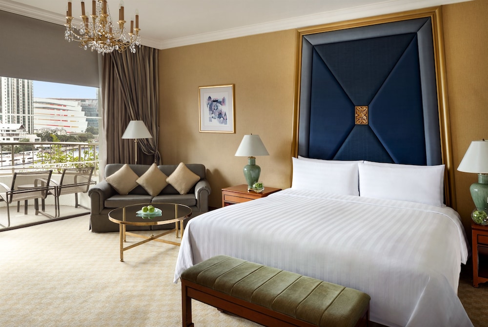 KRUNGTHEP, KING BED, RIVER VIEW