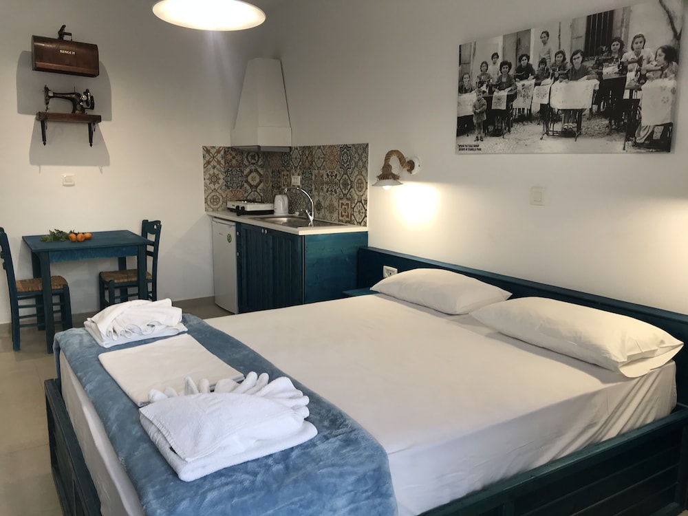 Filoxenia Hotel Apartments 18/51