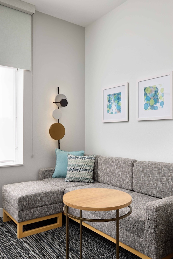 TownePlace Suites by Marriott Plant City 28/48