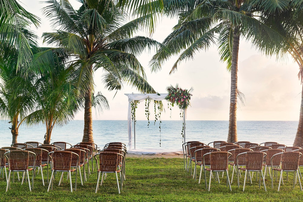 Samoa Beach Resort 28/70