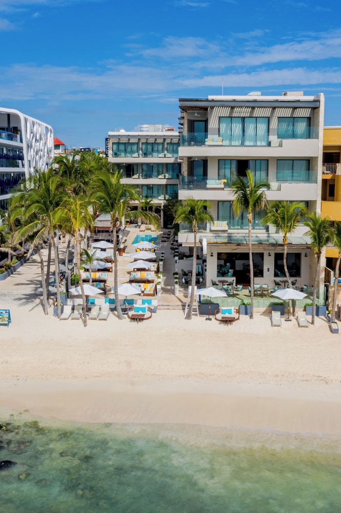 Hyatt Centric Playa del Carmen 1/50
