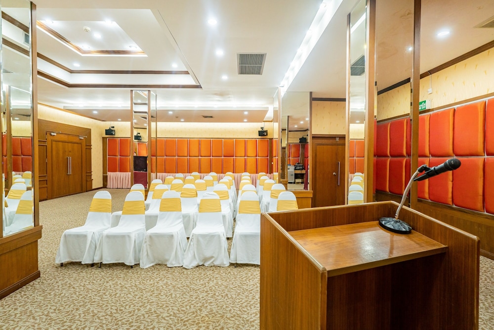 Sirin Hotel & Resident 5/50