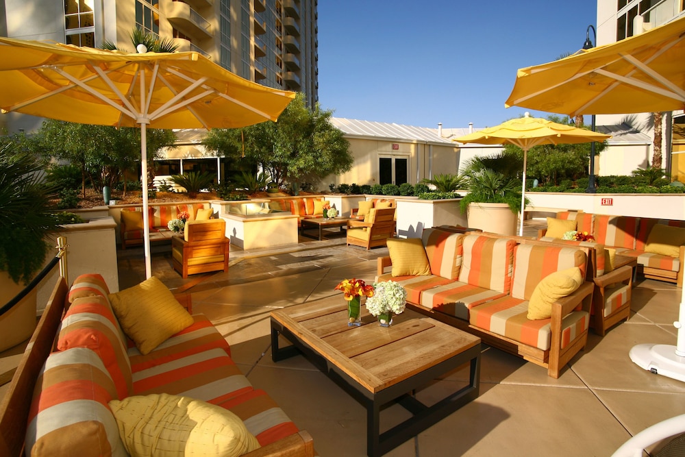 Luxury Suites International At The Signature 56/71