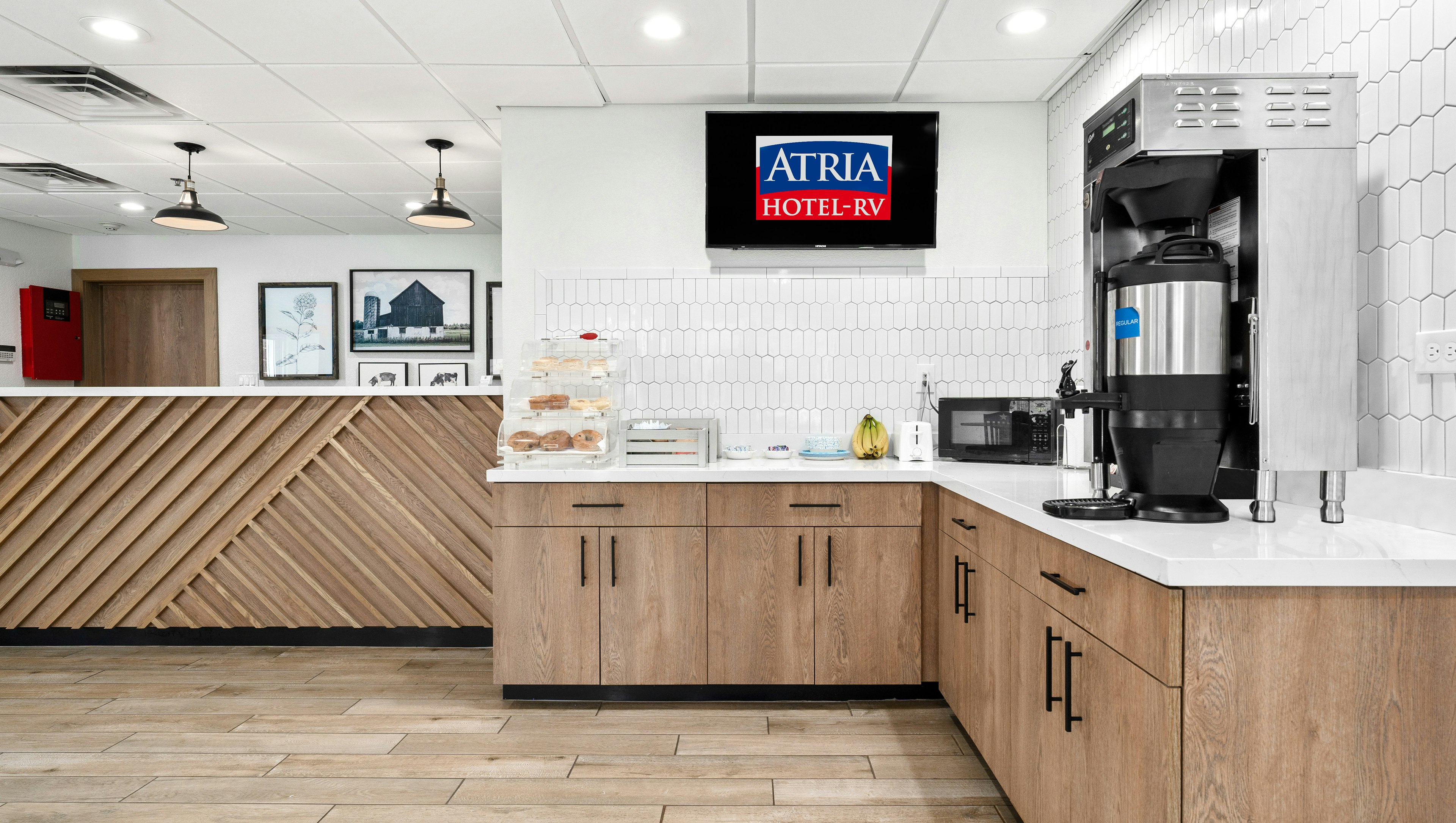 Atria Hotel and RV McGregor 9/59